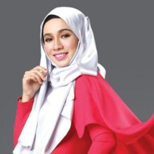 Amira Othman Bertudung