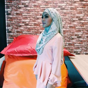 Eyka Farhana Gaya Muslimah