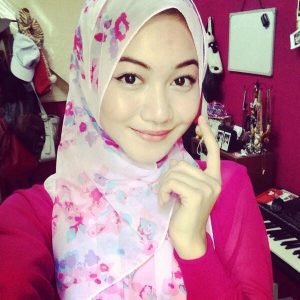 Daiyan Trisha Bertudung Cute