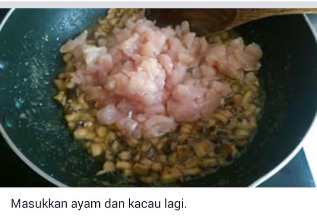 Pau Cendawan - Cara Memasak Inti 4