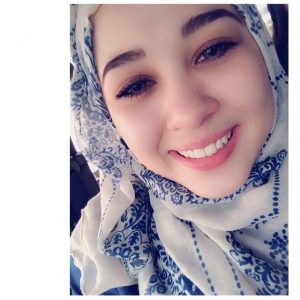 Cun nya Emma Maembong Senyum