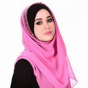 Emma Maembong Header Shawl