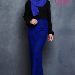 Emma Maembong Model Baju Kurung Moden Biru