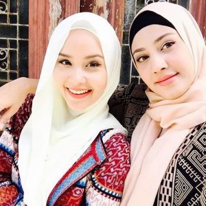 Fathia Latiff bertudung nampak manis