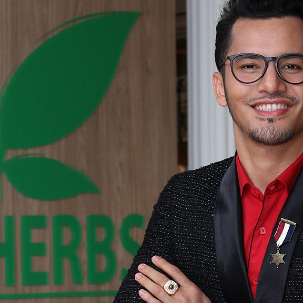 dato aliff syukri biodata