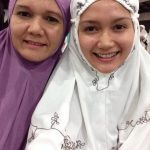 Selfie Hanna Aqeela Berpakaian Solat