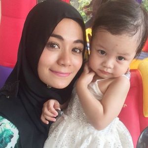 Instagram Tasha Shilla Hijab