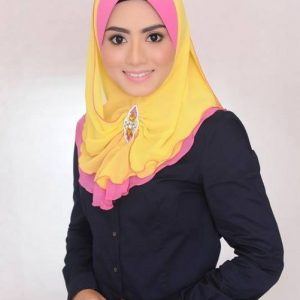 Mawar Dengan Gaya Eksklusif Tudung Fareeda