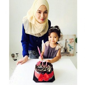 Niena Baharun Sambut Birthday Budak Kecik