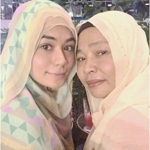 Tasha Shilla dn Ibu