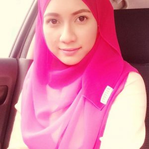 Zara Zya Pakai Tudung