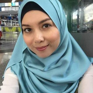 foto-siti-saleha-bertudung-manis