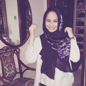 Gambar Lama Izara Aishah