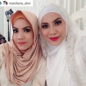 Gambar Tiz Zaqyah Dan Mardiana Alwi Berhijab