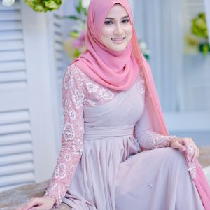 Hanis Zalikha Bertudung Cantik