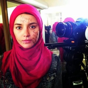 Juliana Evans Bertudung Dalam Filem