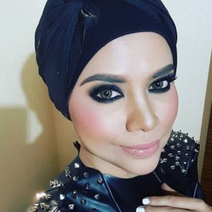 Wajah Alyah Dengan Make Up Menarik