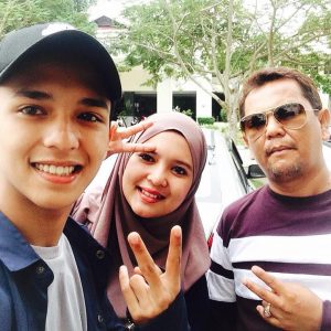 Wefie Aiman Tino Selesai Persembahan Di Terengganu