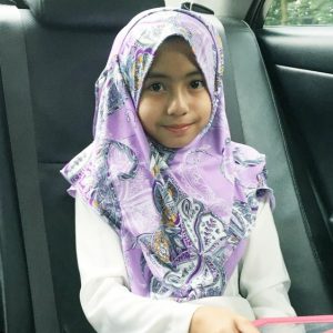 Foto Comel Mia Sara Berhijab