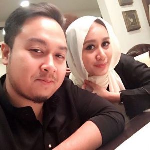 Gambar Mesra Marsha Milan Londoh Dan Suami