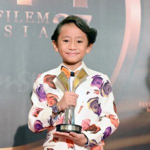 Rykarl Iskandar Menang Award