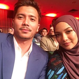 Selfie Romantik Fattah Amin Dan Neelofa