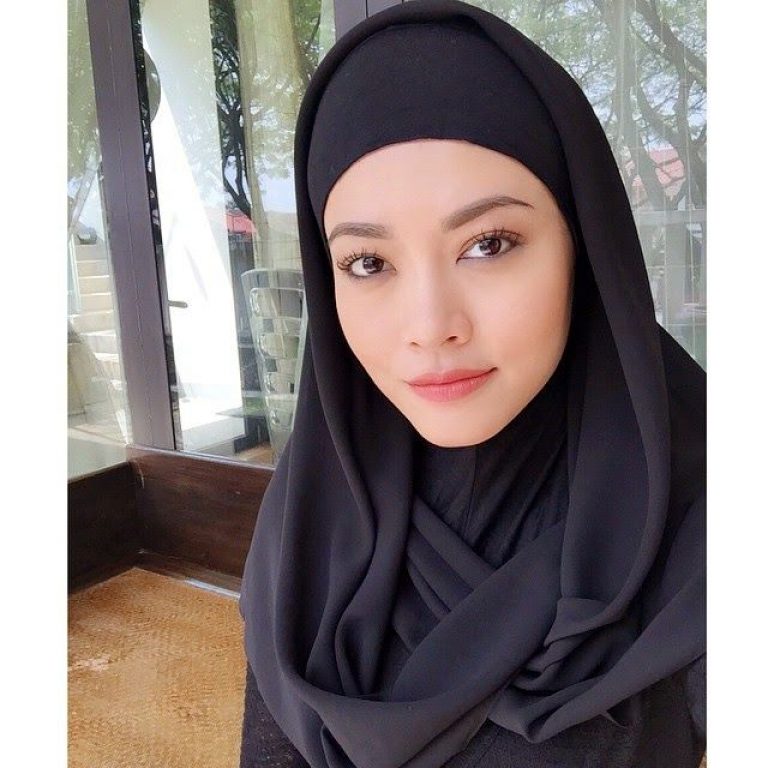 Biodata Syatilla Melvin, Pelakon Cantik Milik Shaheizy Sam