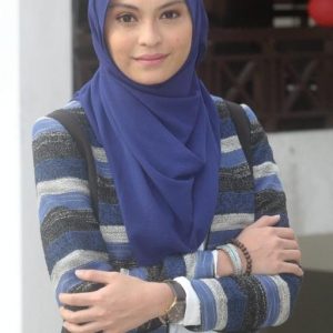 Sara Ali Comel Berhijab Penuh