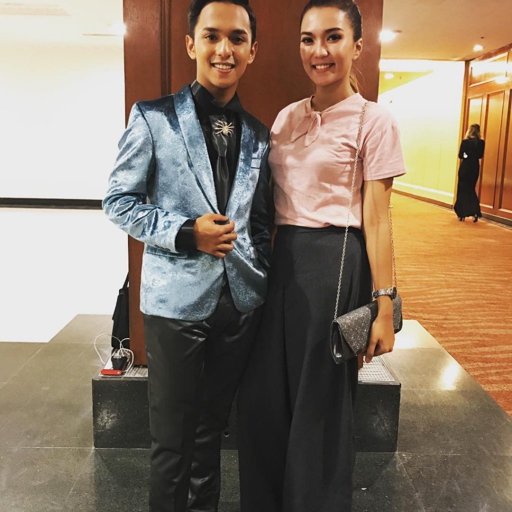 Biodata Fara Hezel (Kakak Aiman Tino), Aziera Yusri | Azhan.co