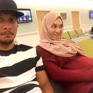 Gambar Isteri Shukri Yahaya Tayang Babybump