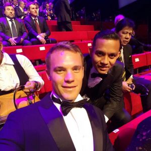 Faiz Subri Selfie Bersama Manuel Neuer, Penjaga Gol Bayern Munich