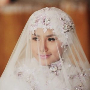 Gambar Perkahwinan Elly Mazlein