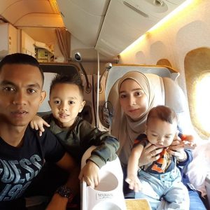 Gambar Keluarga Faiz Subri Bersama Isteri Dan Anak Anak