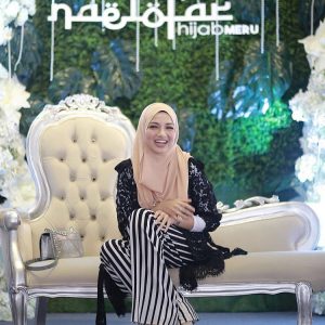 Neelofa Naelofar Hijab