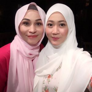 Gambar Aleza Shadan Dan Lia Natalia Bertudung Sangat Cantik