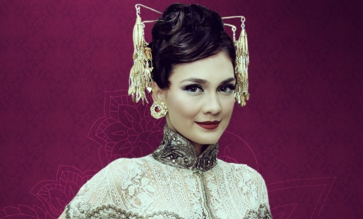 Gambar Luna Maya Eksotik