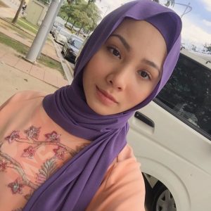 Elvina Mohamad Cantik Berhijab