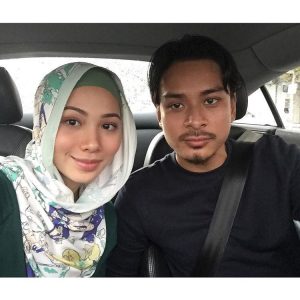 Elvina Mohamad Bersama Gambit Saifullah