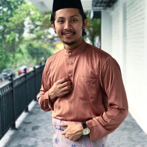 Gaya Luqman Hafidz Berbaju Melayu Lengkap