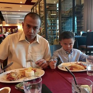 Nedim Nazri Bersama Anak Lelakinya, Nedrin