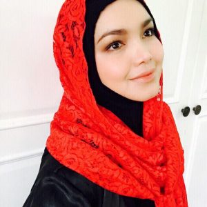 Tudung Kallista Oleh Siti Nurhaliza