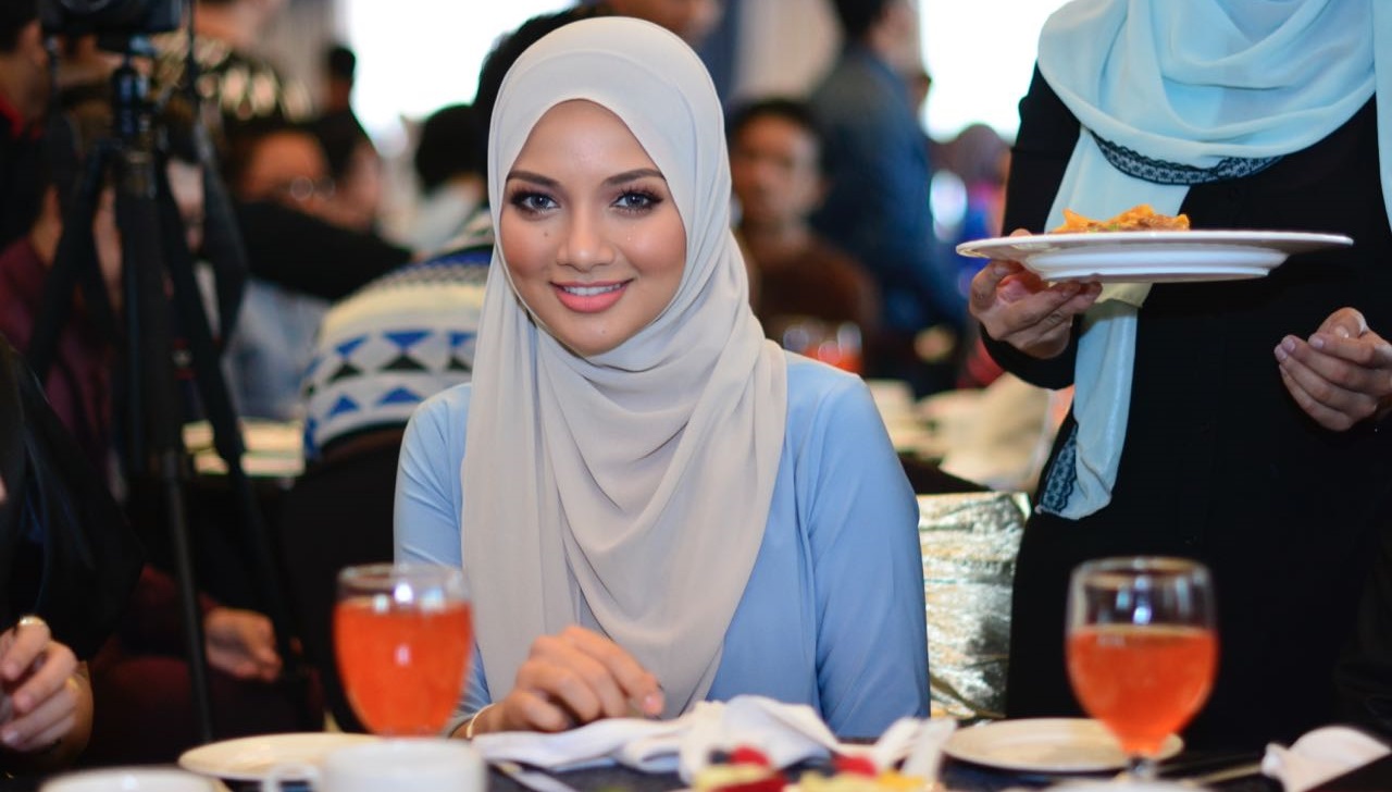 Juadah Berbuka Puasa Pilihan Artis Malaysia  Azhan.co