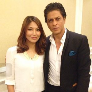 Dahlia Shazwan Bergambar Bersama Shah Rukh Khan