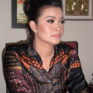 Datin Ira Ghani (Aura Seri)