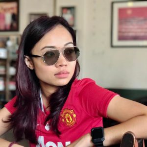 Gambar Gadis Manchester United Zetty Hot FM