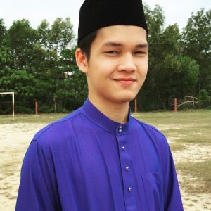 Gambar Amir AF Berbaju Melayu Tradisional