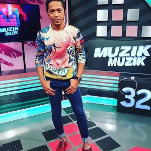 Hazama Ketika Perform Di Muzik Muzik