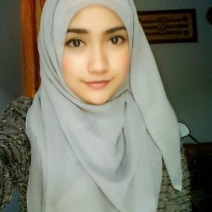 Cewek Cantik Berjilbab Terbaru