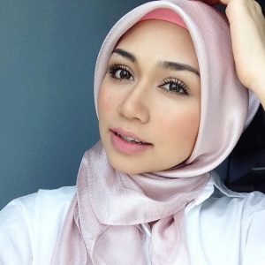 Hani Nazrina Bertudung