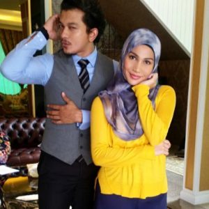 Mia Nasir Dan Shukri Yahya